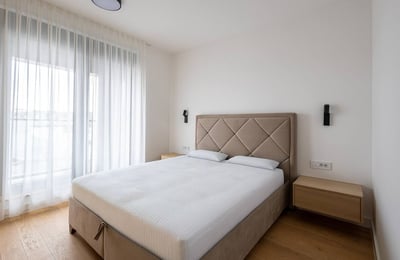 Location d’un élégant appartement de 3 pièces, 82 m², Voždovac, Belgrade, Serbie